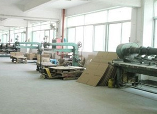 海德堡4色(se)+光油設備(bei)