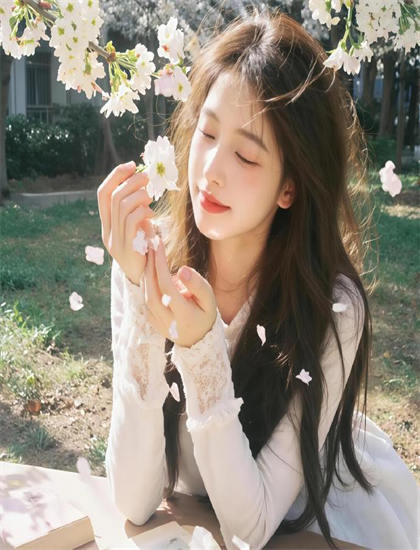 后进女神白嫩翘臀在线视频-播放蜗牛